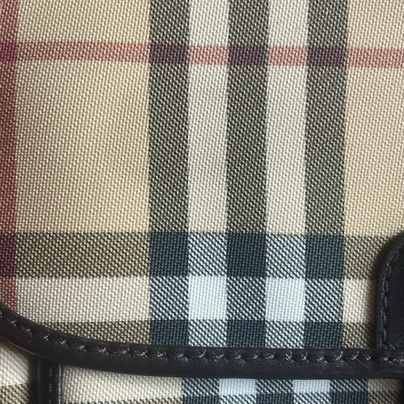 Burberry Camera Bag - Picture 2 of 5
